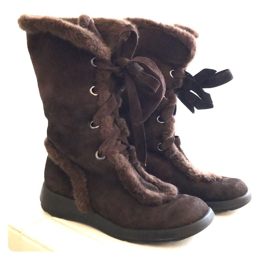 Brown Squishing Trip Boots